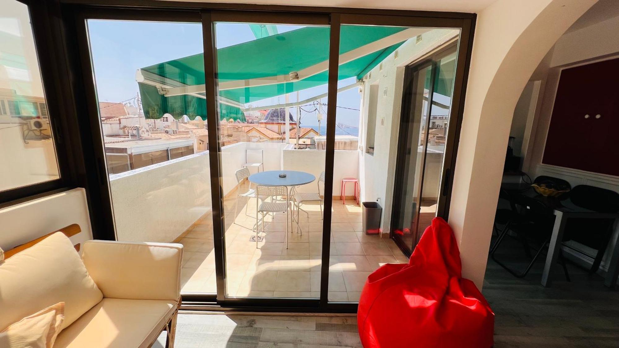 Atico Con Vistas En El Casco Antiguo De Benidorm Apartment Exterior photo